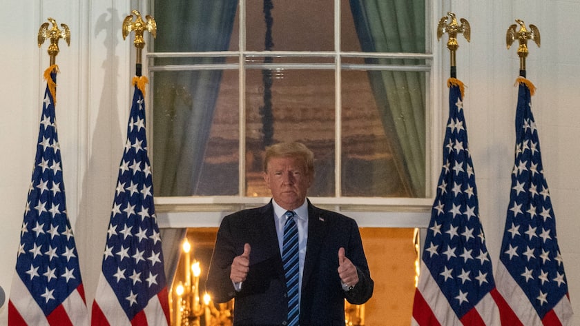 US-Präsident Donald Trump auf dem Balkon des Weissen Hauses nach seiner Entlassung aus dem Krankenhaus, 5. Oktober 2020.