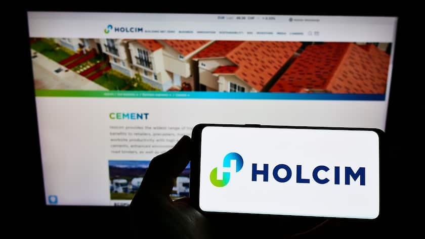 Das Logo von Holcim auf einem Smartphone