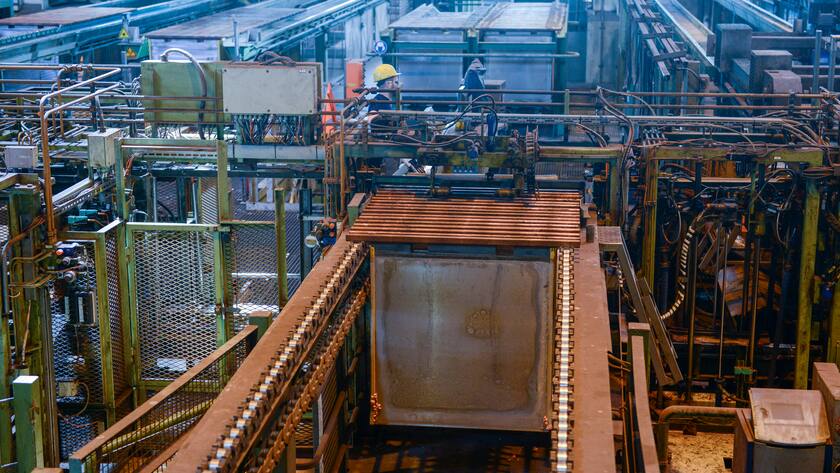 Kupferkathoden-Produktion von Aurubis in Hamburg, Deutschland (2023).