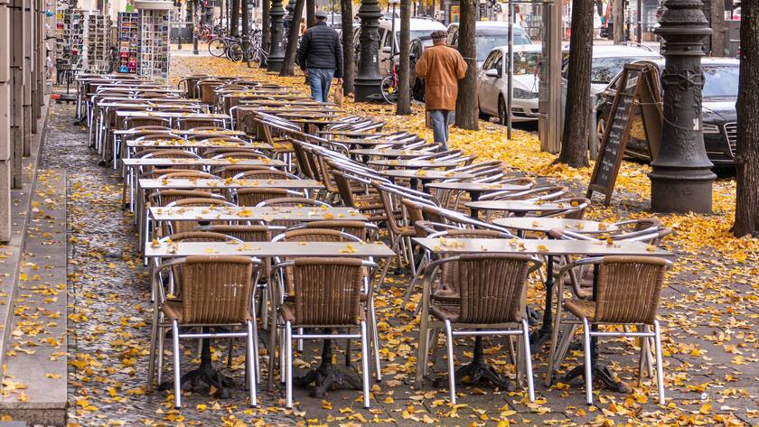 Draussen essen geht nicht mehr: Im Herbst werden Einschränkungen für die Gastronomie zum Problem, hier im Bild: Berlin.