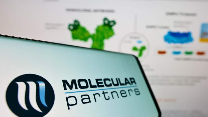 Das Logo des Biotech-Unternehmens Molecular Partners auf einem Smartphone.