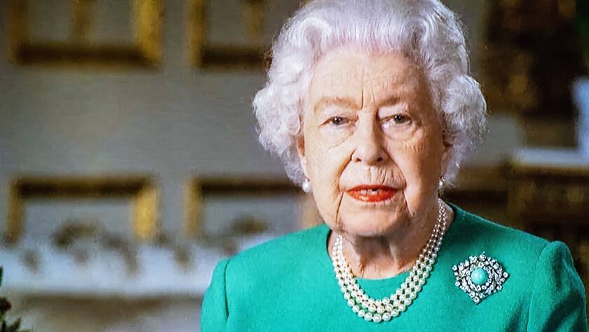 Queen Elizabeth II. beschwört in der Fernsehansprache den Durchhaltewillen.
