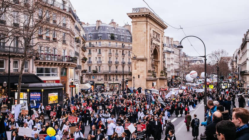 Demonstration gegen die geplante französische Rentenreform in Paris.