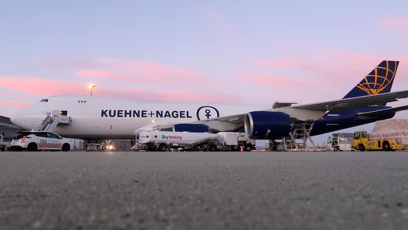 Transportflugzeug von Kühne+Nagel.