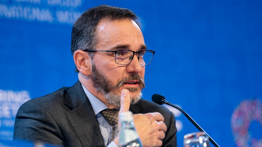 Pierre-Olivier Gourinchas auf einer Pressekonferenz in Washington, D.C. im April 2023.