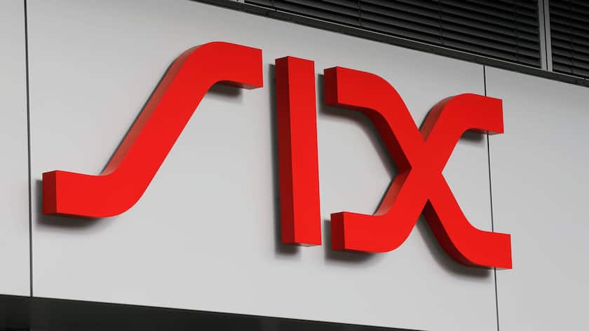 Logo der Schweizer Börse SIX am Hauptsitz in Zürich West.