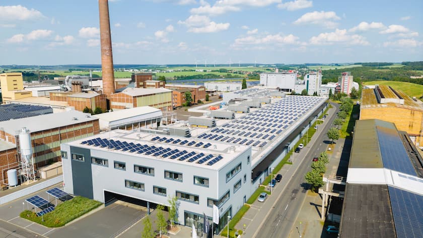Produktionsstätte von Meyer Burger für Solarzellen und Solarmodule im deutschen Freiberg (2023).