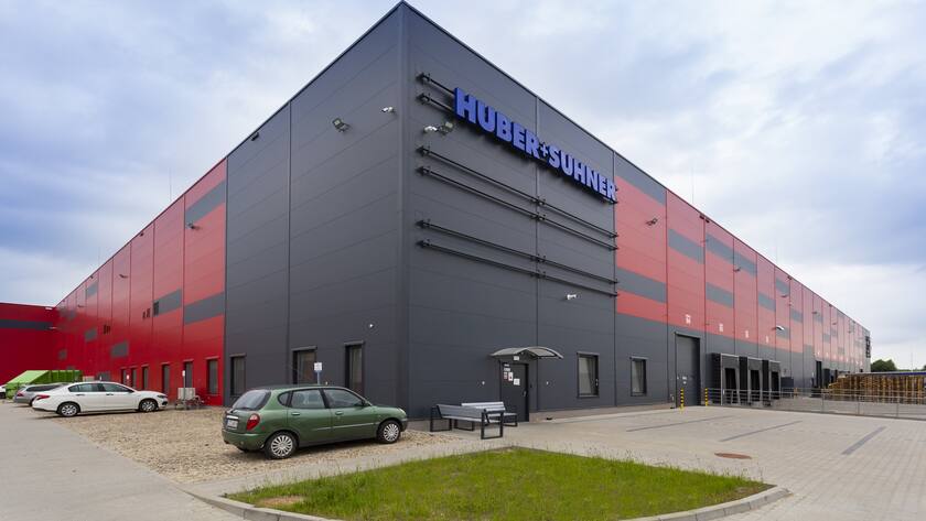 Huber + Suhner am Standort in Swarozyn, Polen.