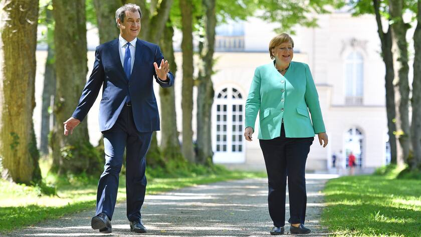 Markus Söder und Angela Merkel auf dem Schloss Herrenchiemsee in Bayern.