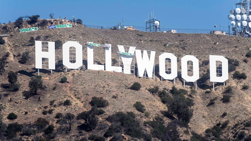 Ikonischer Hollywood-Schriftzug am Südhang des Mount Lee in den Santa Monica Mountains, Los Angeles.