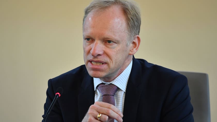 ifo-Präsident Clemens Fuest an einer Veranstaltung in Bayern, Deutschland (2023).