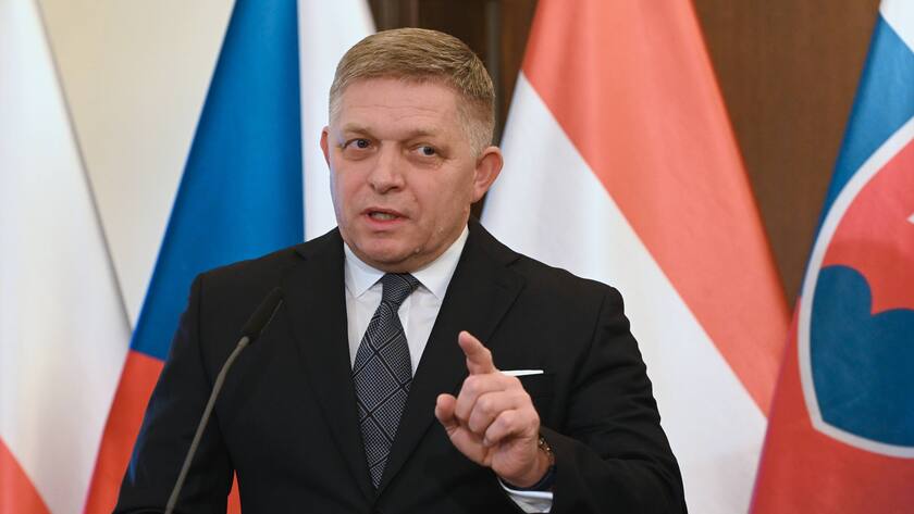 Robert Fico ist Ministerpräsident der Slowakei. Auf ihn wurde ein Attentat verübt.