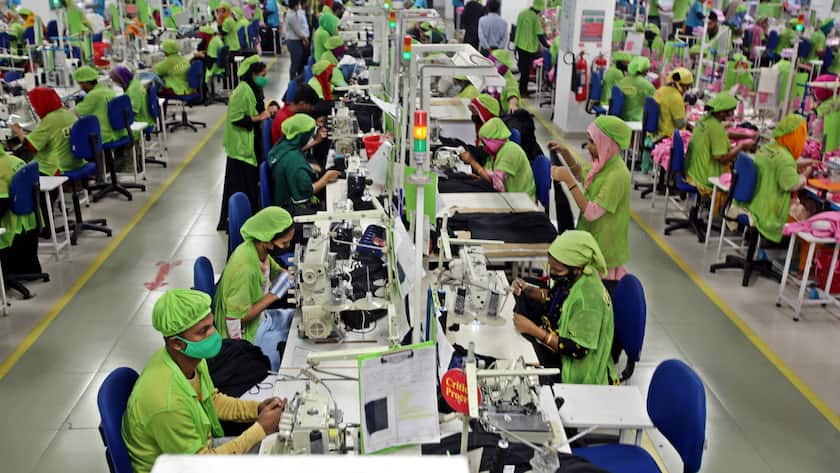 Produktion in einer Textilfabrik in Dhaka, Bangladesch.