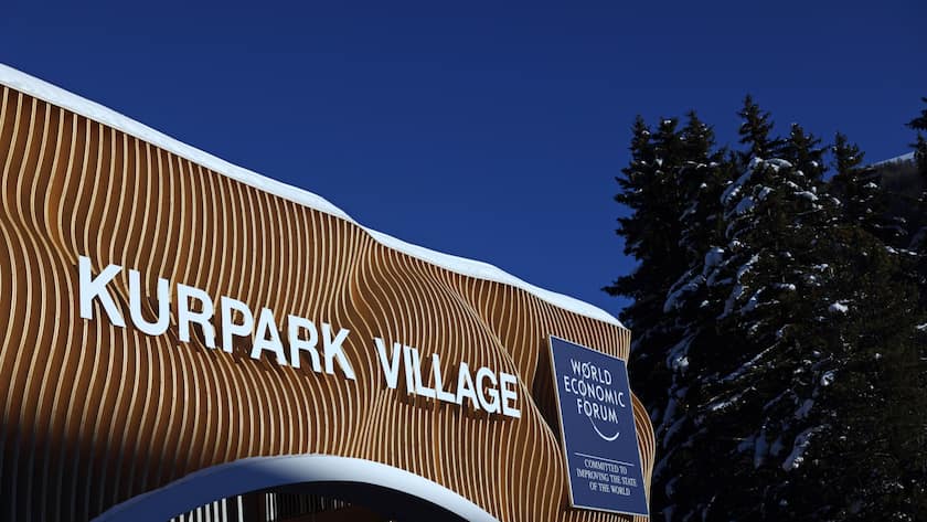 Das Kurpark Village am WEF 2024 in Davos.