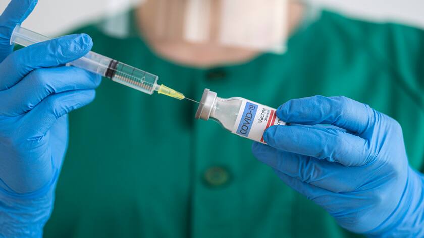 Grossbritannien beginnt als erstes Land mit flächendeckender Impfung gegen das Coronavirus.