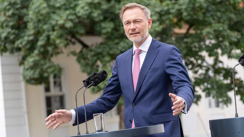 Christian Lindner, Bundesfinanzminister während einer Rede (2023).