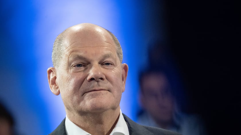 Der deutsche Bundeskanzler Olaf Scholz während einer Gesprächsrunde in Mannheim, Deutschland (2023).