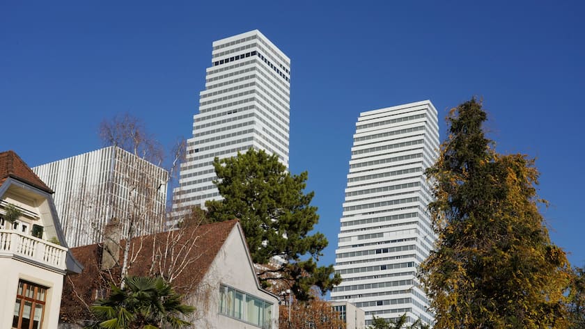 Am Roche-Konzernsitz in Basel.