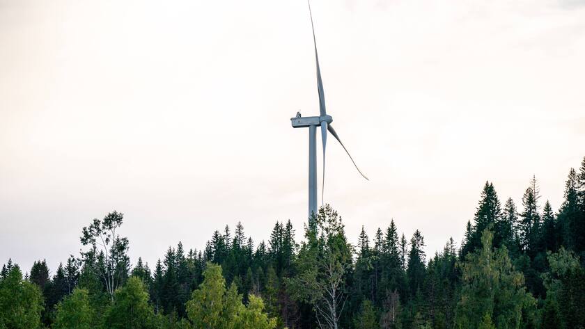 Ein Windrad im Windpark Odal in Norwegen (2023).