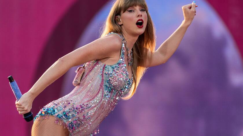 The Enquirer Taylor Swift während der ersten Nacht des Cincinnati-Stopps der Eras Tour im Paycor Stadium (2023).