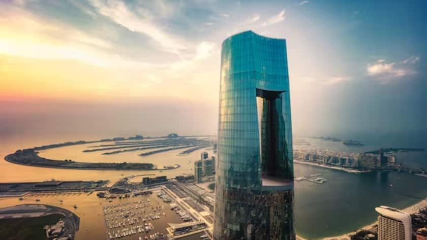 Höchstes Hotelgebäude der Welt in Dubai eröffnete am 17. November.