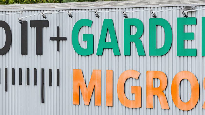 Ein Migros Do It + Garden in Pfungen, Schweiz (August 2024, Bildausschnitt ).