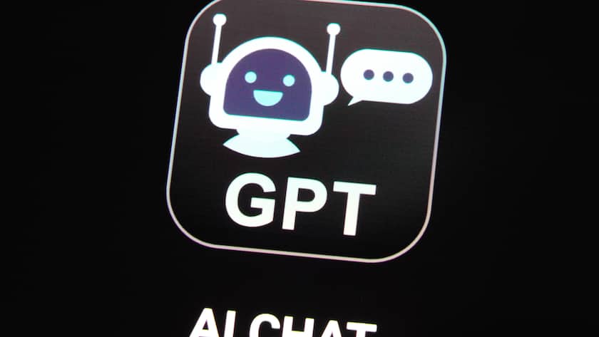 Logo einer ChatGPT-App für Künstliche Intelligenz auf dem Bildschirm eines Smartphones.