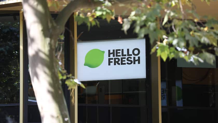 Logo am Sitz von HelloFresh in Berlin.