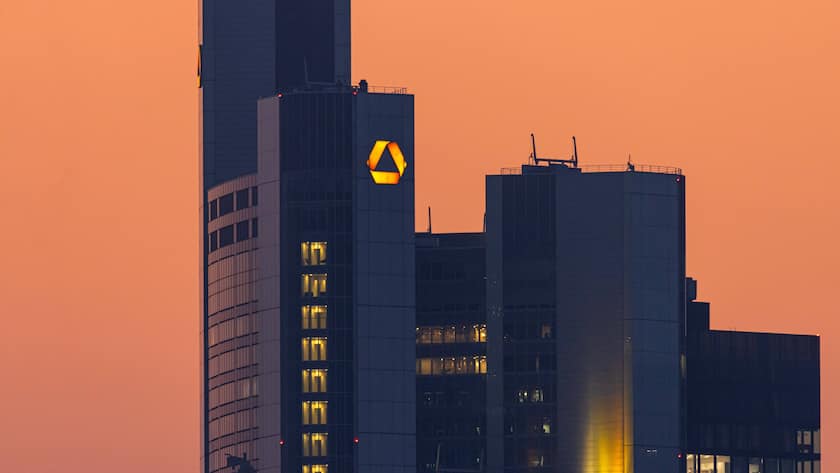 Der Commerzbank Tower in Frankfurt am Main, Deutschland (September 2024).