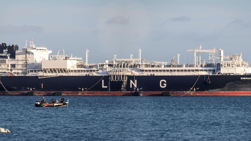 Das schwimmende LNG-Terminal in der Ostsee (2024).