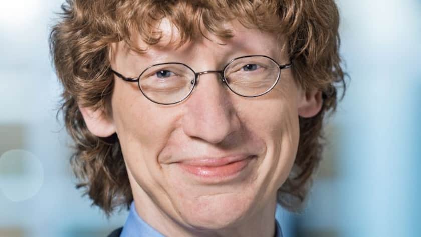 Thorsten Hens lehrt als ordentlicher Professor an der Universität Zürich und ist Mitglied des Direktoriums des Instituts für Banking and Finance.