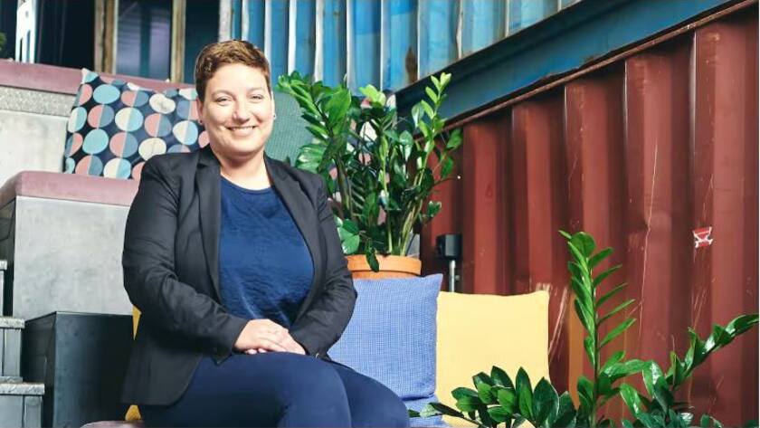 Start-up-Coach: 2016 hat Letzing den Start-up-Accelerator Kickstart Innovation mitgegründet. Zuvor arbeitete sie im Silicon Valley und für Programme des Weissen Hauses in Washington.