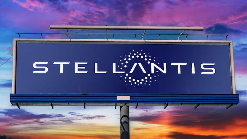 Stellantis Logo