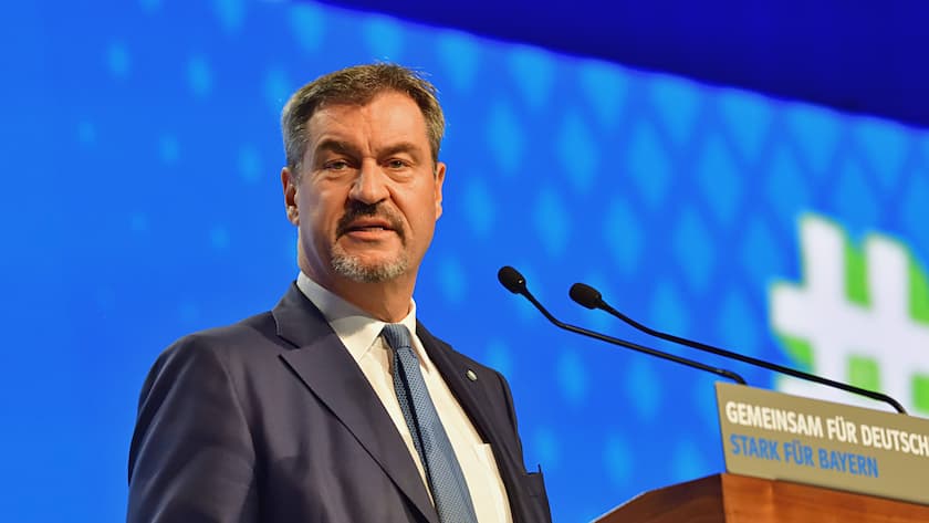 Markus Söder, CSU-Chef und bayrischer Ministerpräsident Bayerns, am CSU-Parteitag am 11. Oktober 2024 in Augsburg.