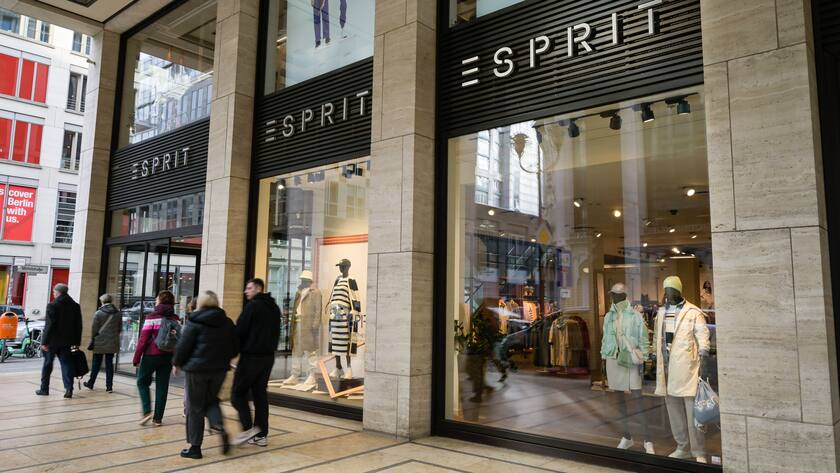 Esprit-Filiale in Berlin, Deutschland (16. Februar 2024).