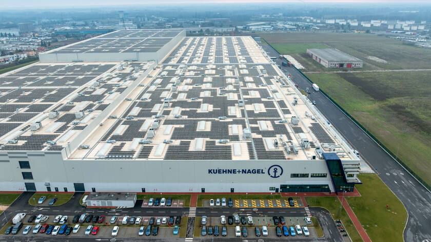 Distributionszentrum von Kühne+Nagel für Adidas in Mantua, Norditalien.