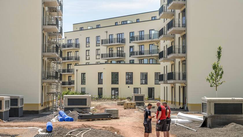 Wohnungsbau auf der Insel Gartenfeld in Berliner Stadtteil Spandau, Deutschland (2023).