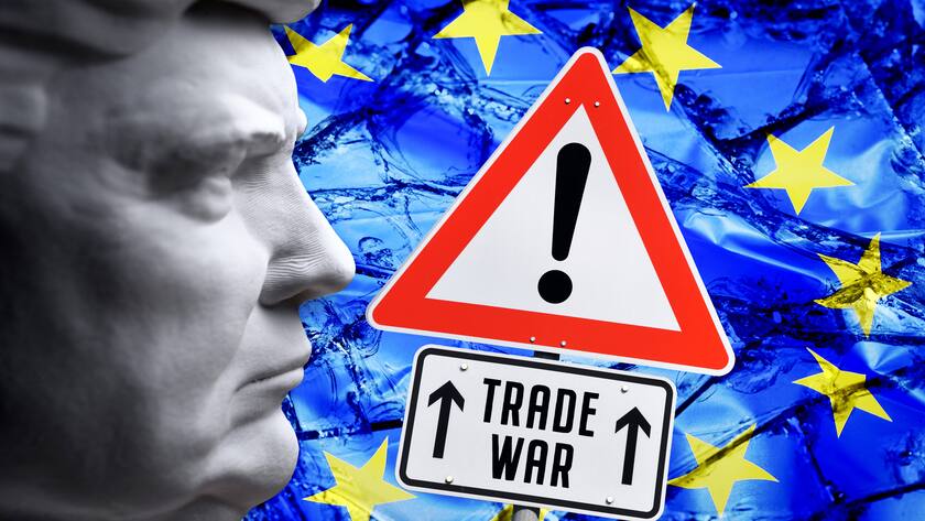 Fotomontage: Trump-Büste vor EU-Fahne in Scherben (2025).