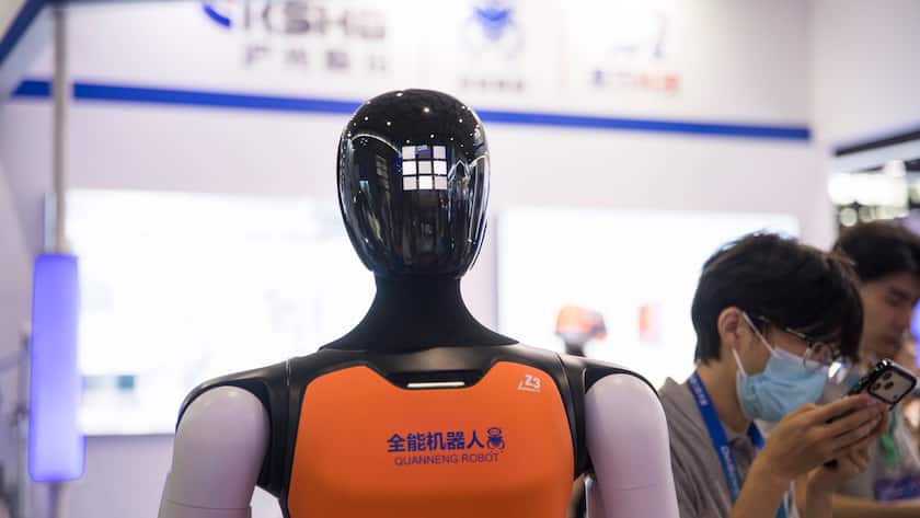 Humanoider Roboter an einer Konferenz in Shanghai im August 2026.