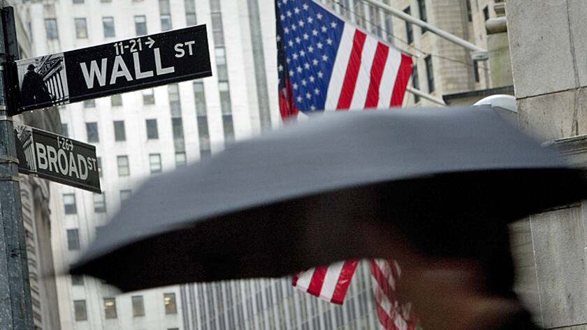 Trübes Wetter vor der Börse in New York.