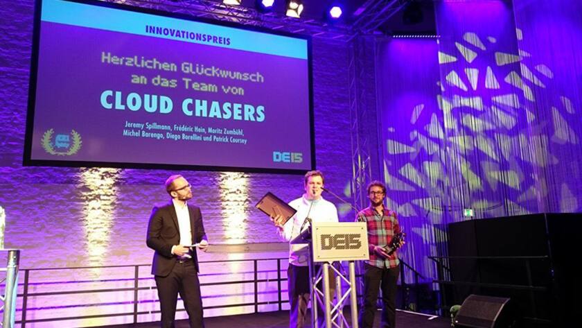 Blindflug Studios aus Zürich gewinnen im Dezember 2015 den Deutschen Entwicklerpreis in der Kategorie Innovation.