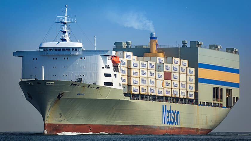 Ein Frachtschiff vor Kalifornien.