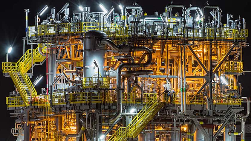 Der Warenprüfkonzern SGS bietet seine Dienstleistungen auch im Bereich Raffination, Aufbereitung und Verteilung von Erdöl und Erdgas an.