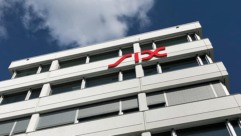 Schriftzug an der Schweizer Börse SIX.