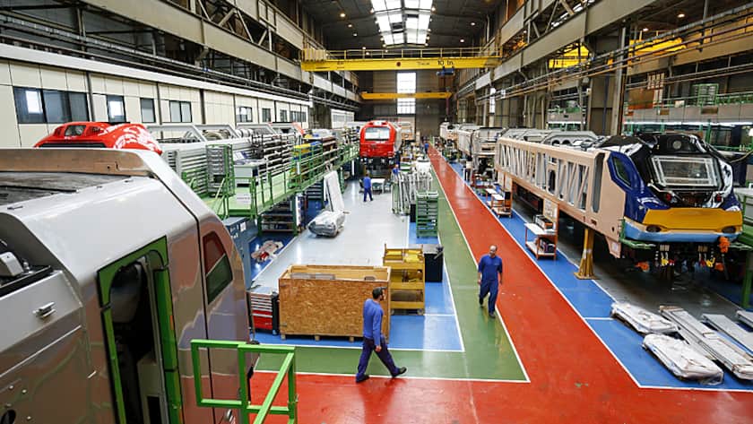 Montagehalle von Stadler Rail.