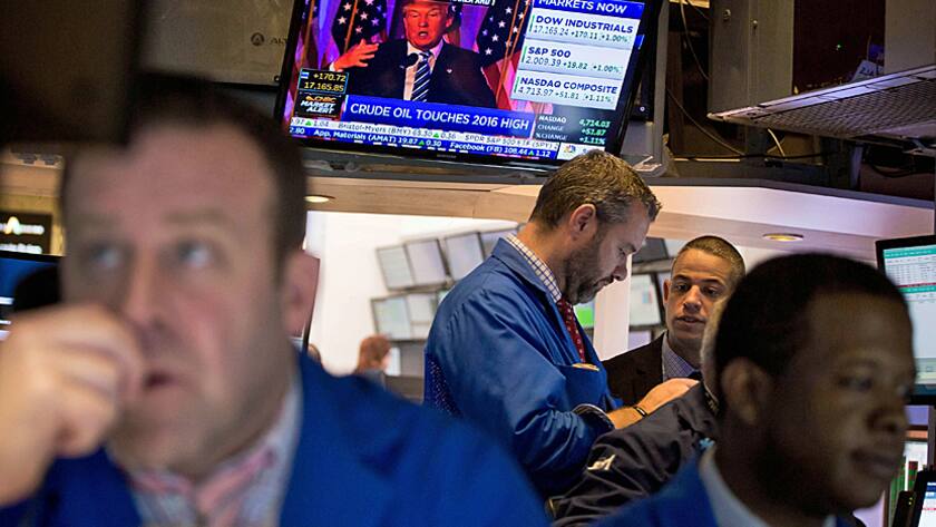 Sorgenvolle Blicke der Trader an der Börse in New York.