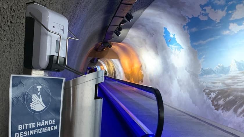Desinfektionsstelle auf dem Touristen-Rundgang auf dem Jungfraujoch.