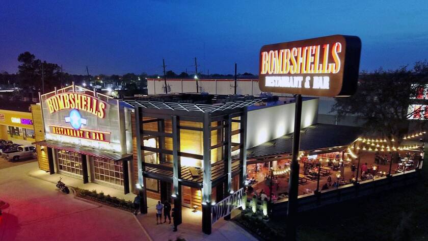 Bombshells ist ein Restaurant und Nachtclub in den USA. Die Kette gehört der börsenkotierten RCI Hospitality.