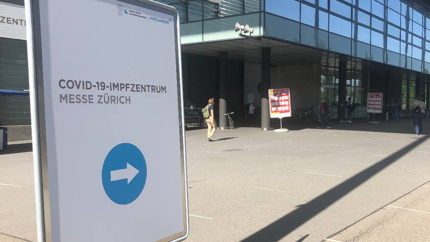 Corona-Impfzentrum Messe Zürich in Zürich Oerlikon.