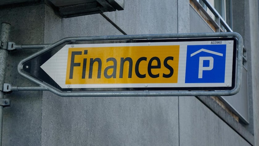 Wegweiser zum Steueramt des Kantons Genf.